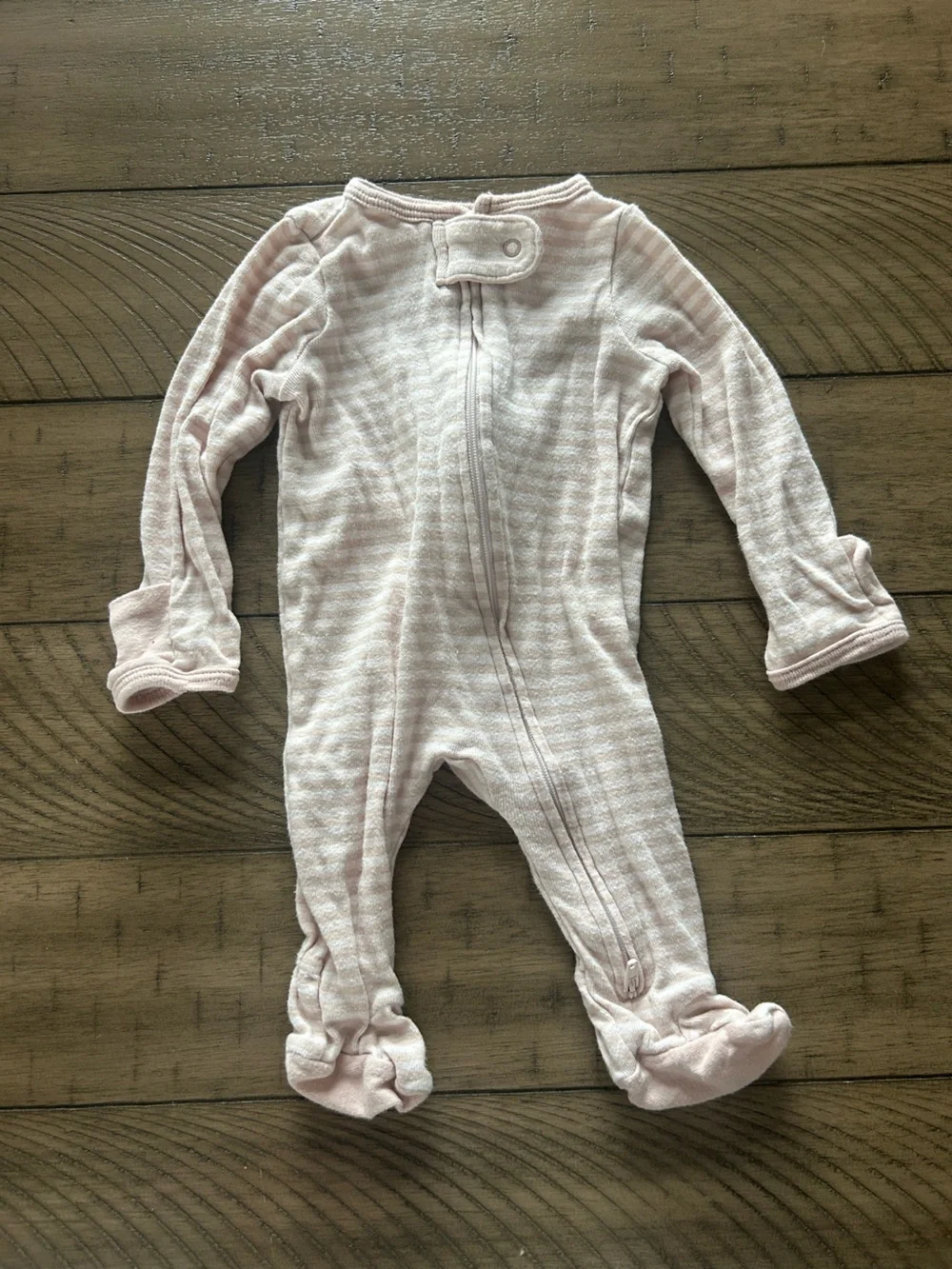 NB Pajamas with mittens